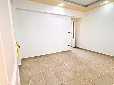 Apartments For sale - 2 rooms - floor 1