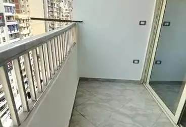 undefined undefined - 2 rooms - floor 13