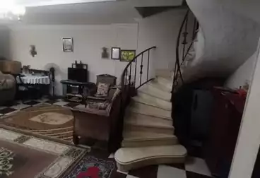 دوبلكس للبيع - 3 غرف - بالدور 3