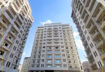 Apartments For sale - 3 rooms - floor 4