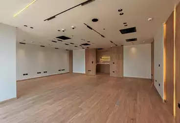 مساحة مكتبية للإيجار - بالدور 3