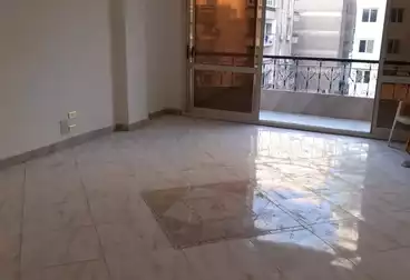 شقق للإيجار - 3 غرف - بالدور 4