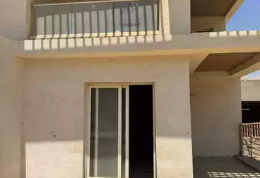 Apartments For sale - 3 rooms - floor 1