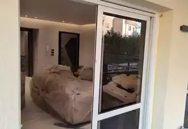 شقق للبيع - 3 غرف - بالدور 1