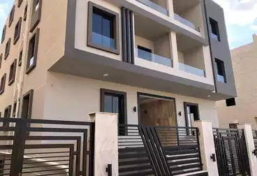 Apartment with Garden For sale - 3 rooms - floor 0