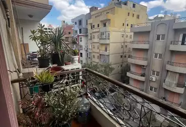 شقق للبيع - 2 غرف - بالدور 4