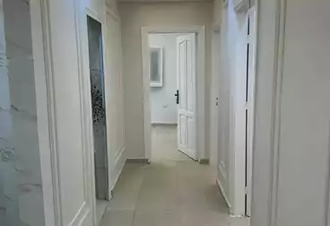 Apartments For sale - 3 rooms - floor 1