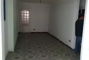 شقق للبيع - 4 غرف - بالدور 3