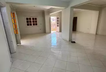 Apartments For sale - 4 rooms - floor 4