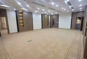 إداري للإيجار - 5 غرف - بالدور 1