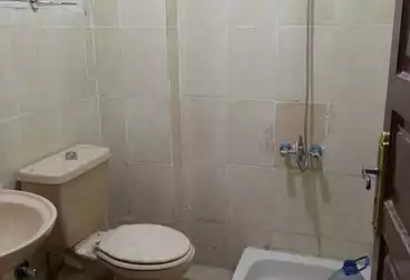 شقق مفروشة للبيع - 2 غرف - بالدور 4