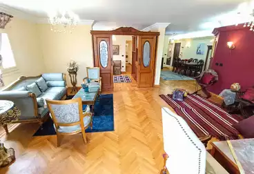 Furnished Apartment For rent - 4 rooms - floor 11