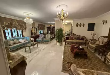 Apartments For sale - 3 rooms - floor 1