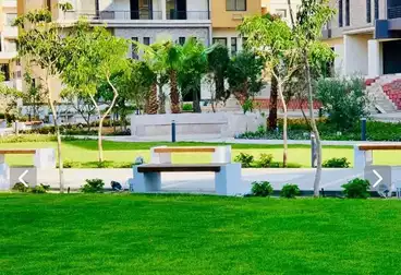 شقق للبيع - 3 غرف - بالدور 1