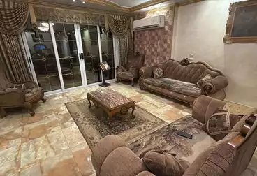 Furnished Apartment For sale - 3 rooms - floor 8