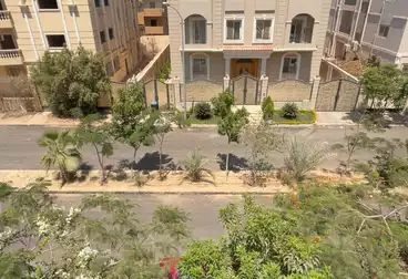 Residential For sale - 6 rooms