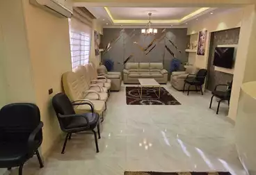 إداري للإيجار - 4 غرف - بالدور 0