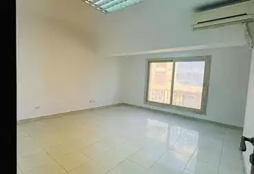 إداري للإيجار - 6 غرف - بالدور 6