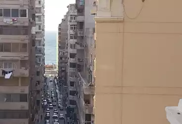 شقق للإيجار - 4 غرف