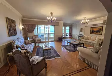 Furnished Apartment For sale - 3 rooms - floor 9