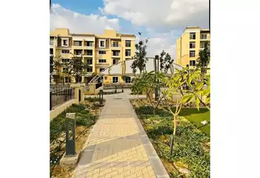 ستوديو بحديقة للبيع - 1 غرف - بالدور 0