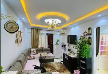 شقق للبيع - 2 غرف - بالدور 4