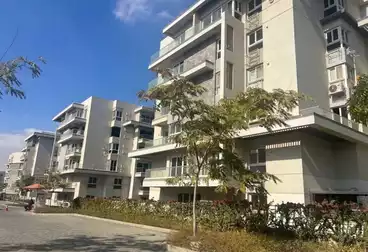 Apartments For sale - 2 rooms - floor 2