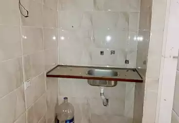 تجاري للإيجار - بالدور 0