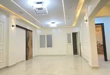 Apartments For sale - 4 rooms - floor 1