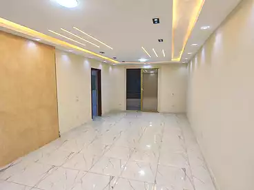 شقق للبيع - 3 غرف - بالدور 4