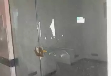 مكاتب للبيع - 1 غرف - بالدور 1