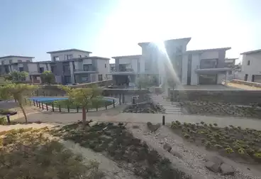 فيلا منفصلة للبيع - 5 غرف