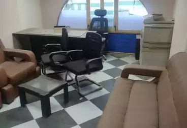 عقارات للإيجار - 2 غرف - بالدور 1