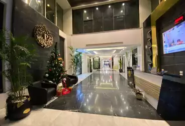 إداري للإيجار - 5 غرف - بالدور 0