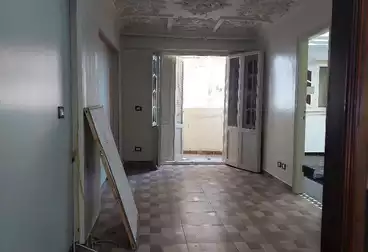 Apartments For sale - 3 rooms - floor 4