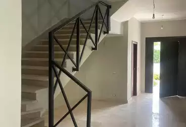 عقارات للبيع - 5 غرف