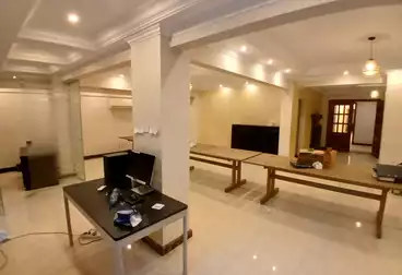 مكاتب للإيجار - 7 غرف - بالدور 0