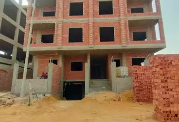 Apartment with Garden For sale - 3 rooms - floor 0