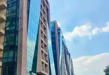 إداري للإيجار - 4 غرف - بالدور 6