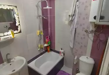 عقارات للبيع - 2 غرف - بالدور 1