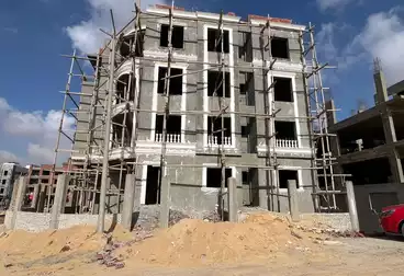 شقق للبيع - 3 غرف - بالدور 1