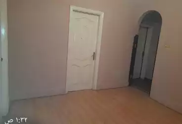 شقق للإيجار - 4 غرف - بالدور 4