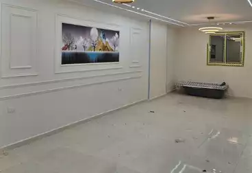 Apartments For sale - 3 rooms - floor 1