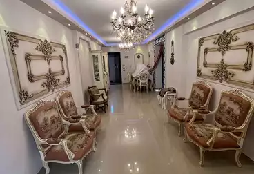 شقق للبيع - 3 غرف - بالدور 8