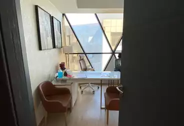 مكاتب للإيجار - 2 غرف - بالدور 5