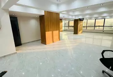Administrative For rent - 8 rooms - floor 5