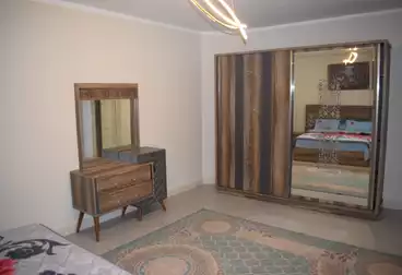 شقق للإيجار - 4 غرف - بالدور 8