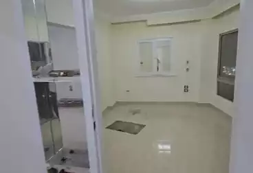 undefined undefined - 2 rooms - floor 3