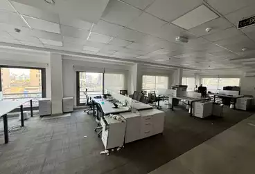 Administrative Building For sale - 14 rooms