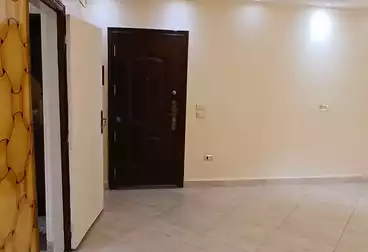 Apartments For sale - 4 rooms - floor 1